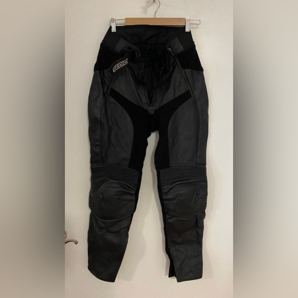 Sedici #16 Women’s Leather Insulated Motorcycle Pants Size 8 Armored Lined